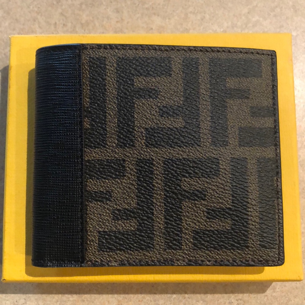 Fendi men’s wallet